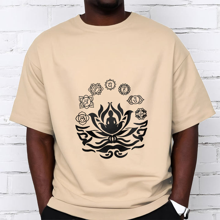 Buddha Stones、 OMシンボル、サンスクリット語のマントラ、仏陀の蓮の花のデザインTシャツ - image 13