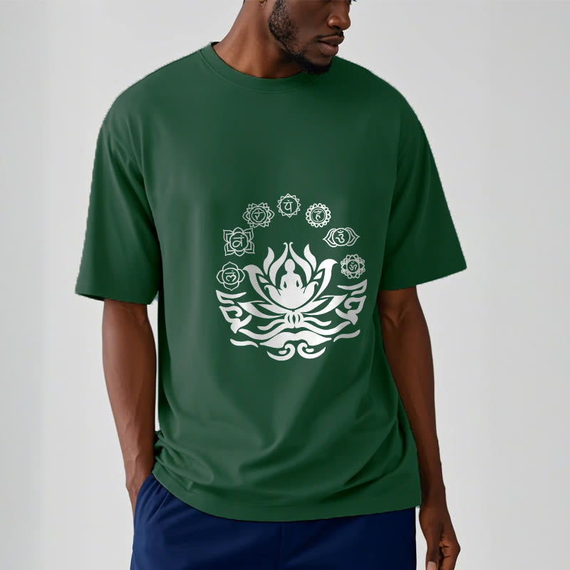 Buddha Stones、 OMシンボル、サンスクリット語のマントラ、仏陀の蓮の花のデザインTシャツ - image 6