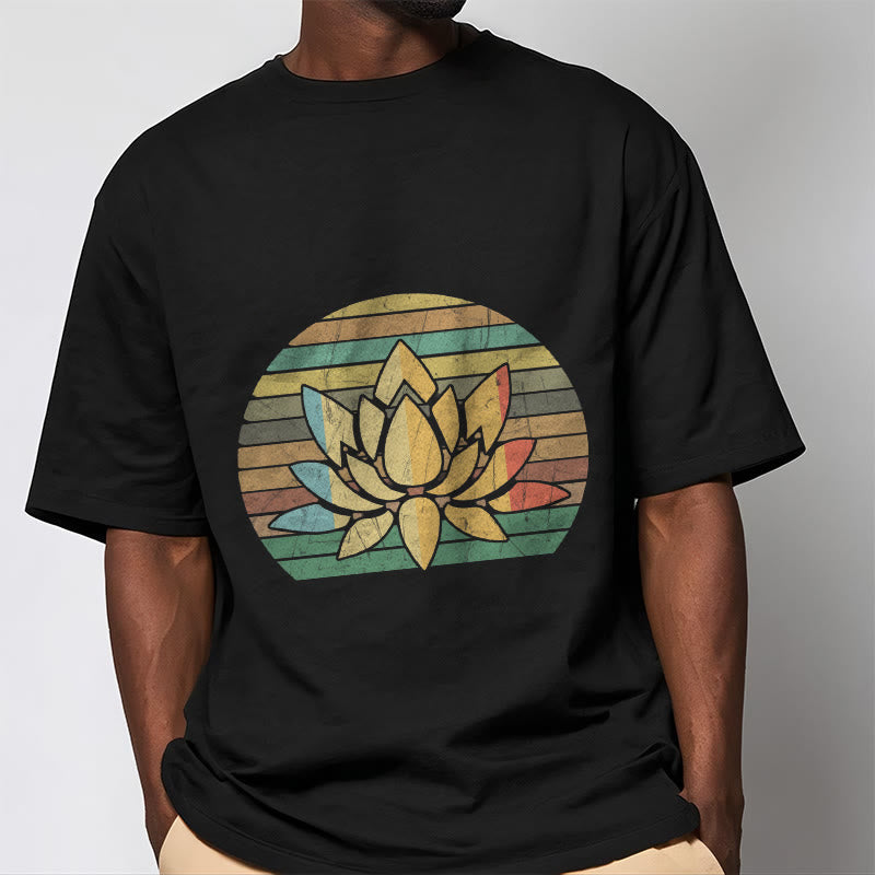 Buddha Stonesカジュアルレトロストライプ背景蓮の花柄コットンTシャツ - image 2