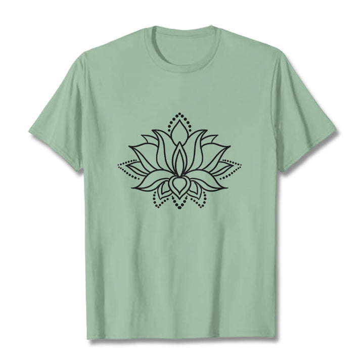 Buddha Stonesと蓮の花柄のシンプルなデザインのコットンTシャツ - ペールグリーン - 2XL - image 15