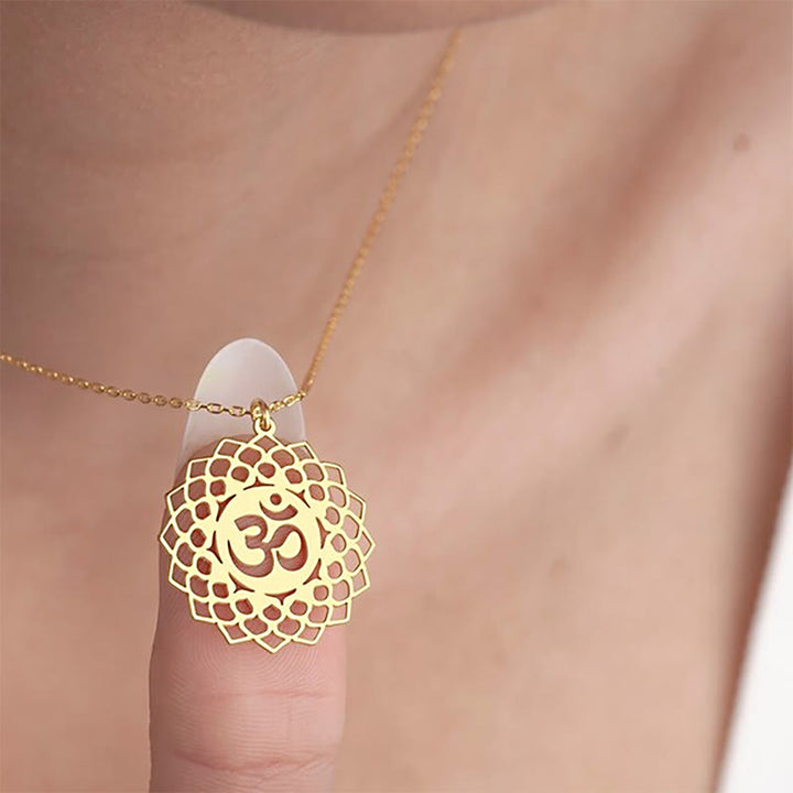 Buddha Stones中空蓮華デザイン Omシンボル ステンレススチール コネクションネックレス ペンダント - image 2