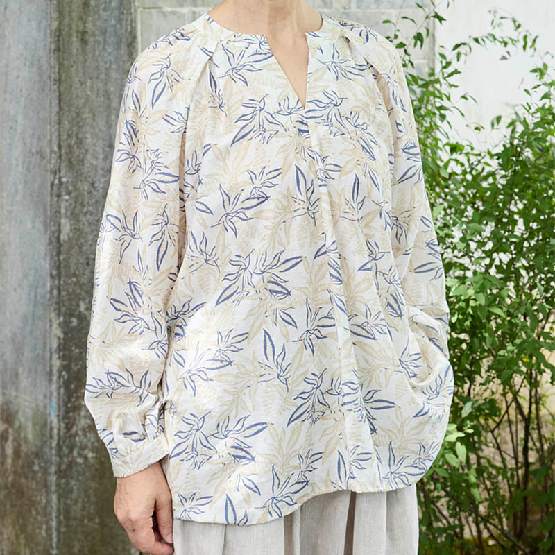 Buddha Stonesブルー ベージュ 花柄 ノッチデザイン 長袖 レディース シャツ 高齢者向け - image 1