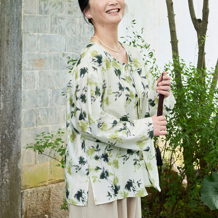 Buddha Stonesと緑の花柄の葉っぱのレースアップボタン長袖レディースシャツ（高齢者向け） - image 6