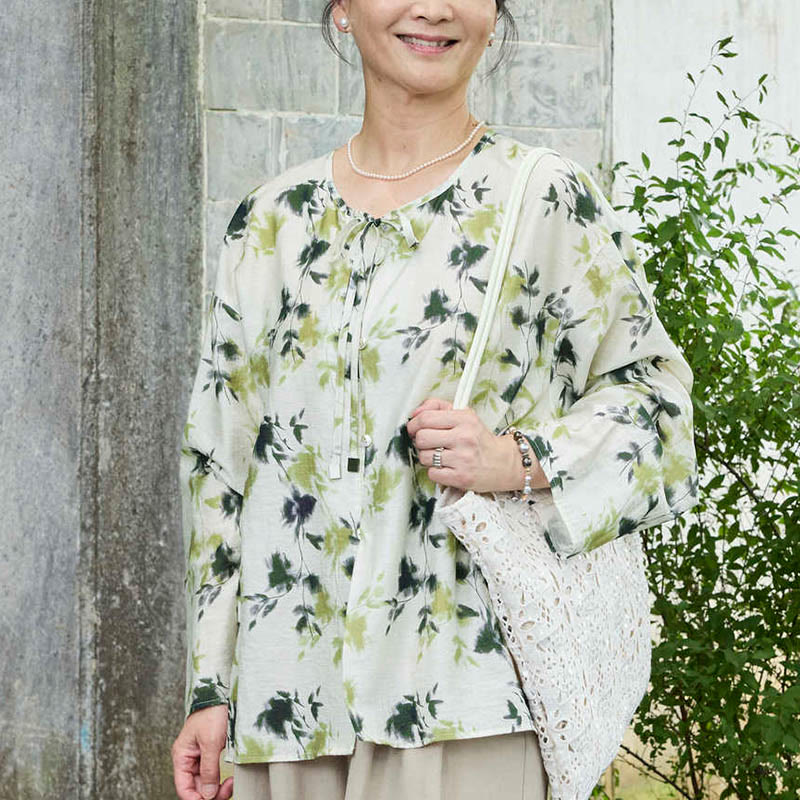 Buddha Stonesと緑の花柄の葉っぱのレースアップボタン長袖レディースシャツ（高齢者向け） - image 9