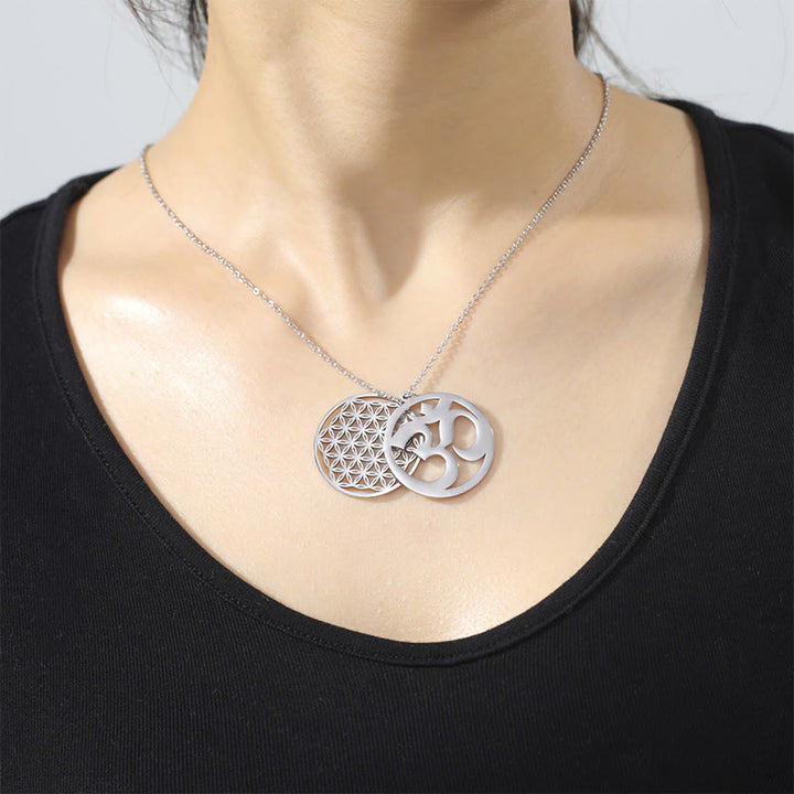 Buddha Stonesオムシンボル 中空花デザイン ステンレススチール コネクションネックレス ペンダント - image 3
