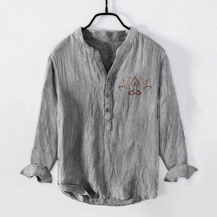 Buddha Stonesと蓮の瞑想図柄 ハーフボタン メンズ コットンリネン 長袖シャツ - グレー - US/UK/AU50、EU60 (5XL) - image 3