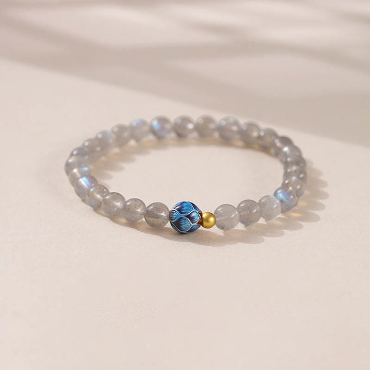 Buddha Stones天然ムーンストーン 蓮の愛のチャーミングブレスレット - ムーンストーン＆ロータス（手首周り：15～16cm） - image 0