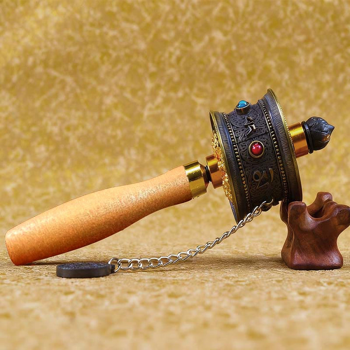 チベットの幸運の祈祷ホイールの輪飾り - image 4