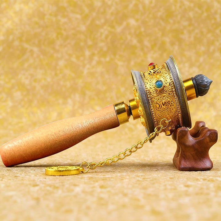 チベットの幸運の祈祷ホイールの輪飾り - image 2