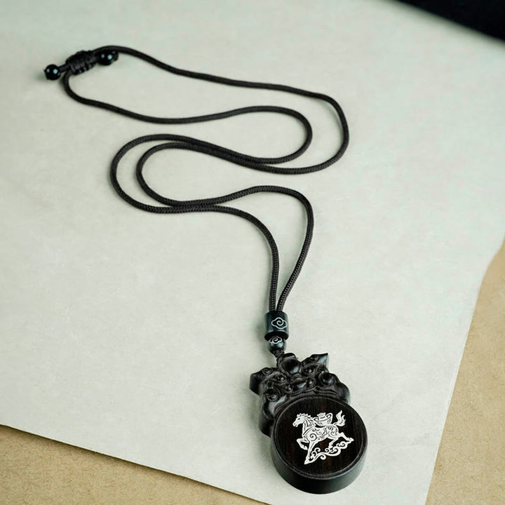 Buddha Stones午年福文字黒檀木製 天秤 ネックレス ペンダント - image 2