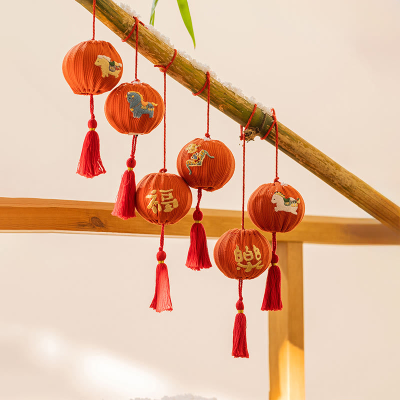 Buddha Stones 午年赤紐福文字 刺繍 力強い吊り飾り - image 14