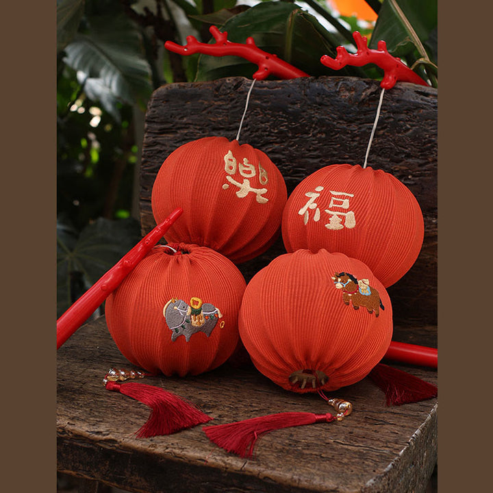 Buddha Stones 午年赤紐福文字 刺繍 力強い吊り飾り - image 16