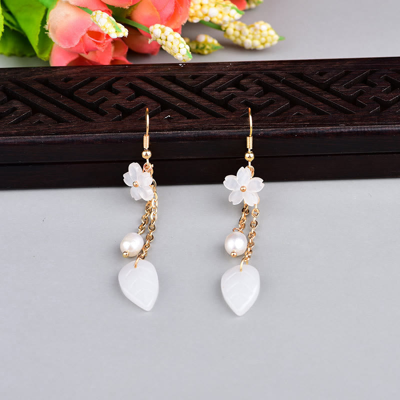 Buddha Stones パールホワイトフラワーリーフ幸せドロップイヤリング - image 3