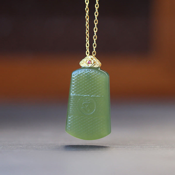 Buddha Stones 和田翡翠 925スターリングシルバー Omシンボル豊かさのネックレスペンダント - ダークヘティアン翡翠 925スターリングシルバー - image 0