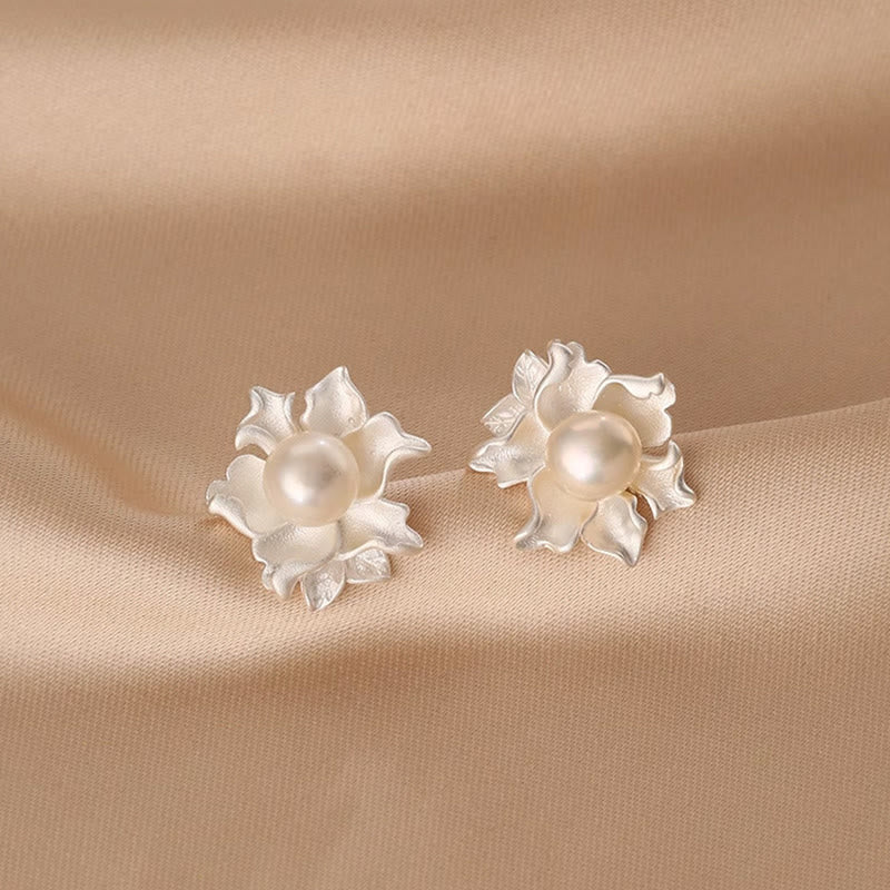 Buddha Stones 天然真珠と銅の花をモチーフにしたヒーリングスタッドピアス - image 4