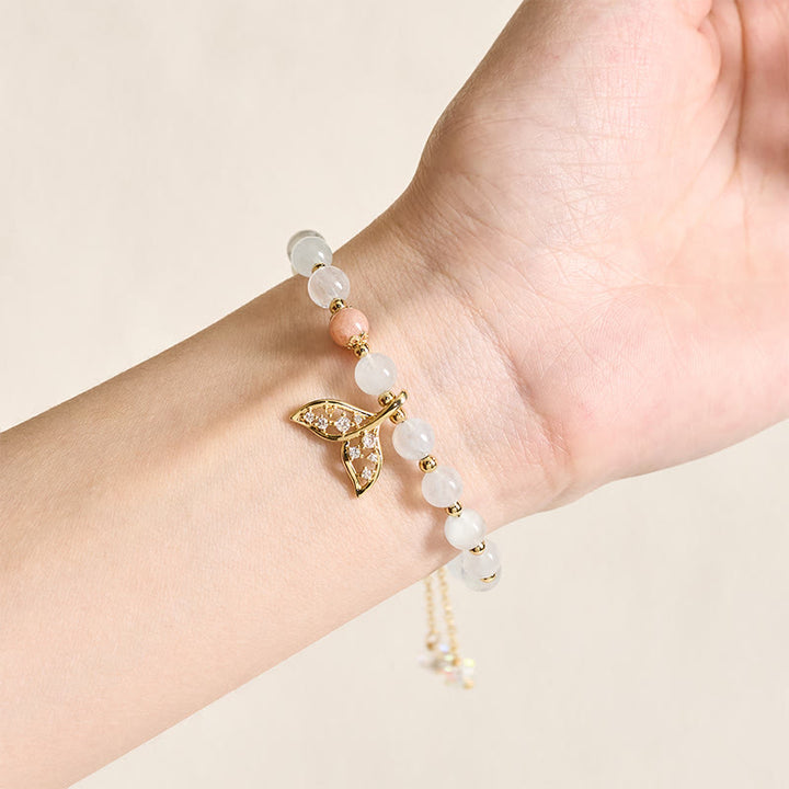 Buddha Stones 天然アクアマリンと金メッキの銅製フィッシュテールセレニティブレスレット - image 4