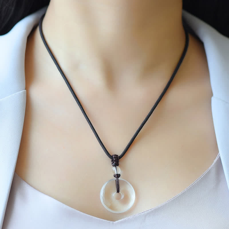 Buddha Stones 天然クリアクォーツピース平和のお守りチャームプロテクションロープネックレス - image 4