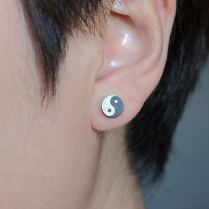 Buddha Stones 黒檀陰陽バランススタッドピアス - image 7