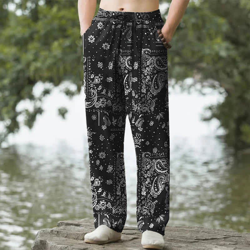 Buddha Stones コットンカシューフラワーペイズリー柄メンズテーパードパンツ（ポケット付き） - 黒 - US/UK/AU50、EU60（5XL） - image 0