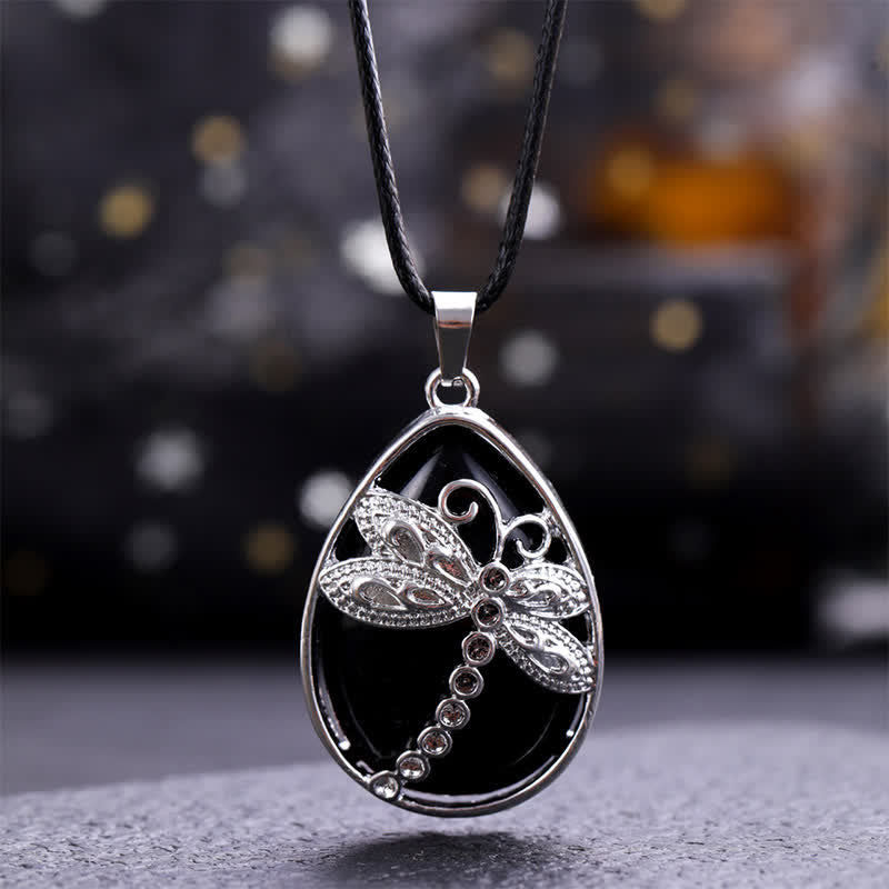 Buddha Stones 天然グリーンアベンチュリンのトンボのティアドロップ型インレイクリスタルバランスネックレス - 天然黒曜石（色味は個体差があります） - image 13