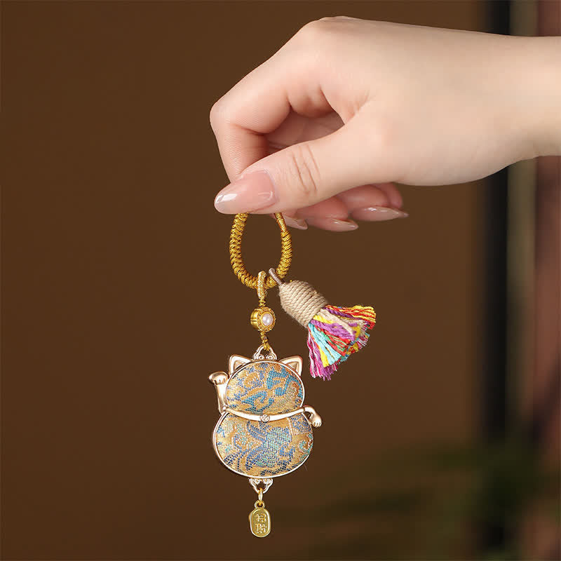 Buddha Stones 宋錦の招き猫財運タッセル付きキーホルダー - 金 - image 3