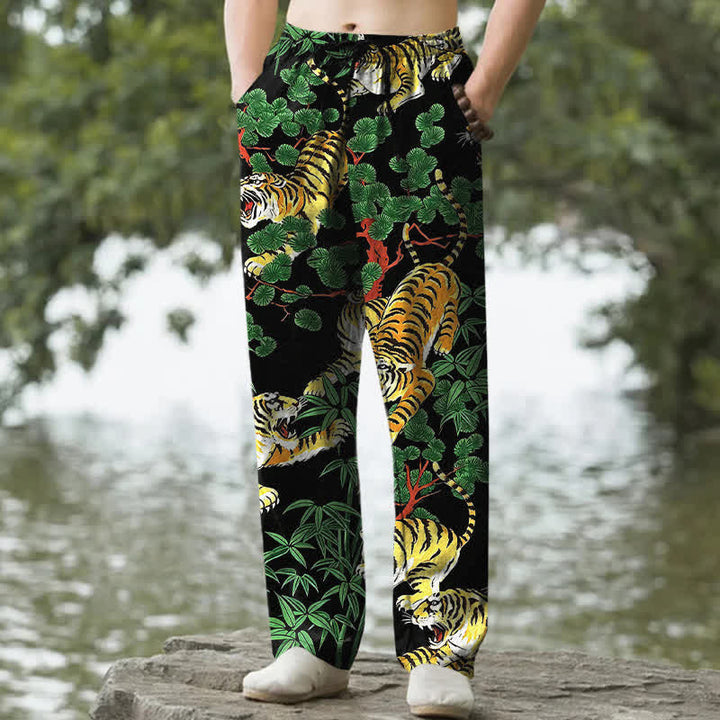 Buddha Stones コットン素材のタイガージャングル柄メンズテーパードパンツ（ポケット付き） - 黒 - US/UK/AU50、EU60（5XL） - image 0
