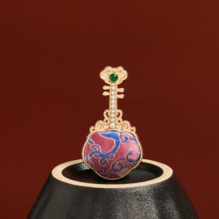 Buddha Stones 宋錦織手作り紫琵琶型エネルギーブローチ - パープルピパ - 宋錦（豊かさ♥調和） - image 0