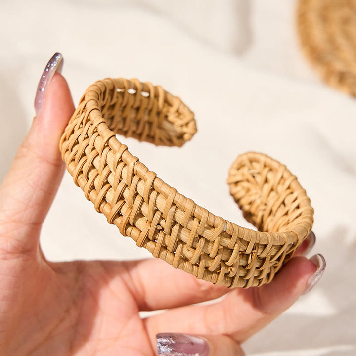 Buddha Stones 手織りの天然ラタン製ボヘミアンオープンカフブレスレット - image 2