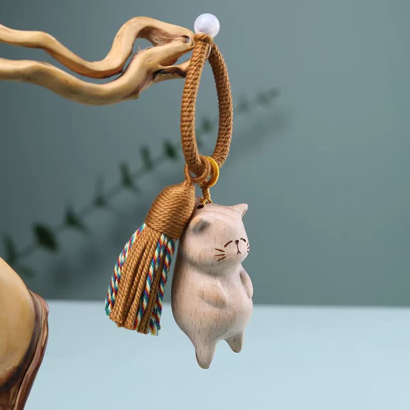 Buddha Stones ブナ材の猫のピースタッセルバッグチャームキーホルダー - image 3