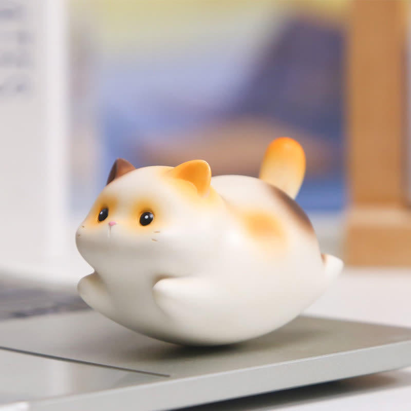 Buddha Stones 樹脂製のかわいいゆらゆら揺れる猫の幸せ漫画動物装飾 - 三毛猫 - 樹脂（保護♥安定エネルギー） - image 0