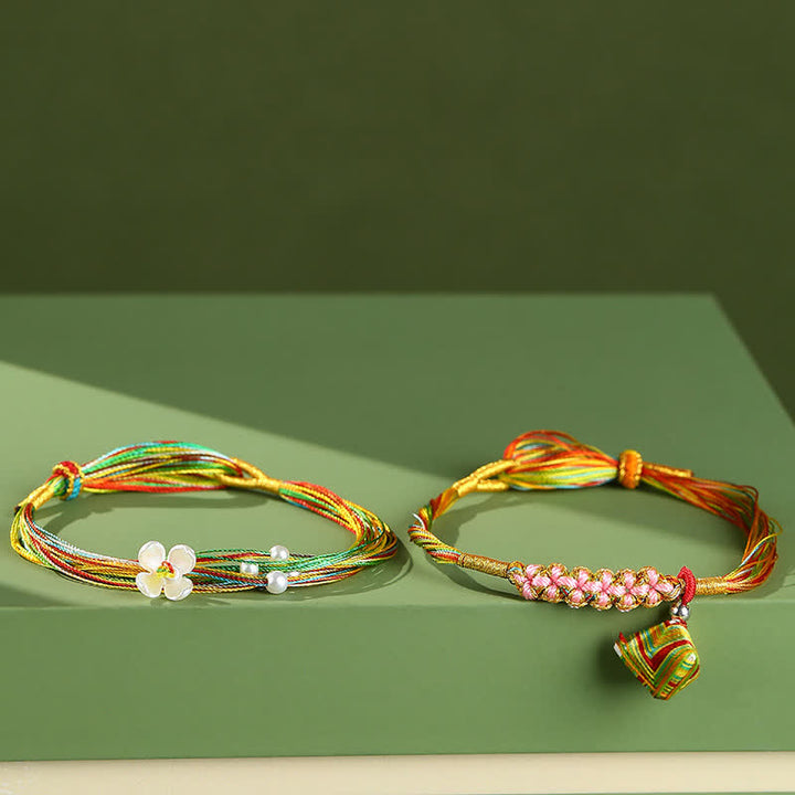 Buddha Stones 色とりどりの粽子型チャームと桃の花をモチーフにした連結ブレスレット - image 2