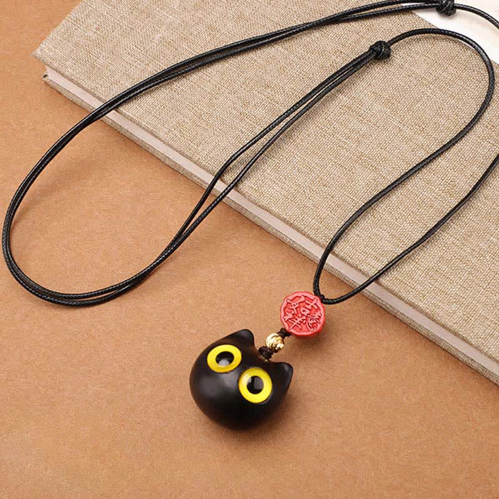 Buddha Stones 黒檀と赤檀の招き猫の調節可能なバランスネックレス - image 1