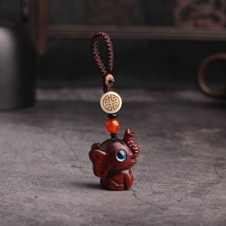Buddha Stones グリーンサンダルウッド製象の力強さを象徴する編み込みキーホルダー - 縁起の良いシンボル、赤い白檀 - image 3