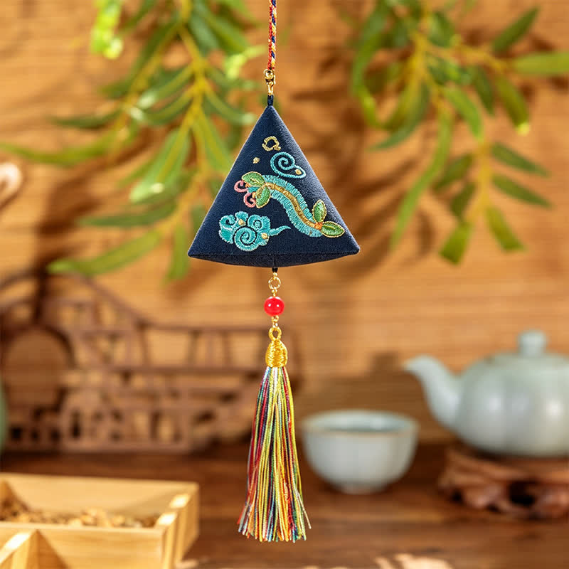 Buddha Stones 刺繍粽子型チャーム三角形 さそり かわいい動物装飾 - 海軍センチピード - image 14