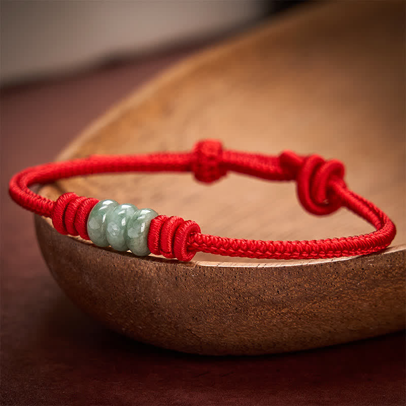 Buddha Stones 手作りの赤紐と翡翠を使った、保護を象徴する編み込みスライドノットブレスレット - image 9
