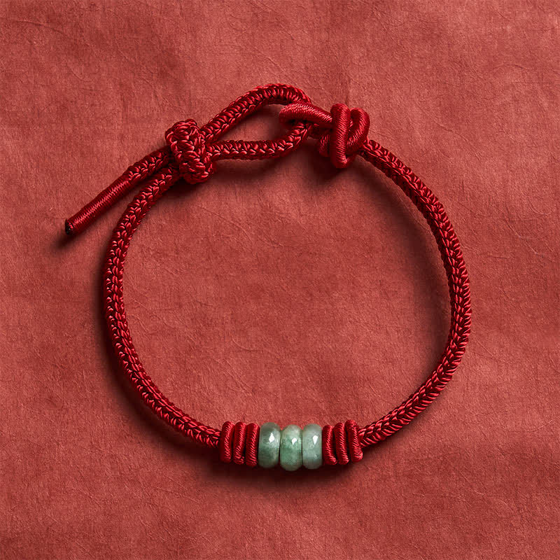 Buddha Stones 手作りの赤紐と翡翠を使った、保護を象徴する編み込みスライドノットブレスレット - image 3