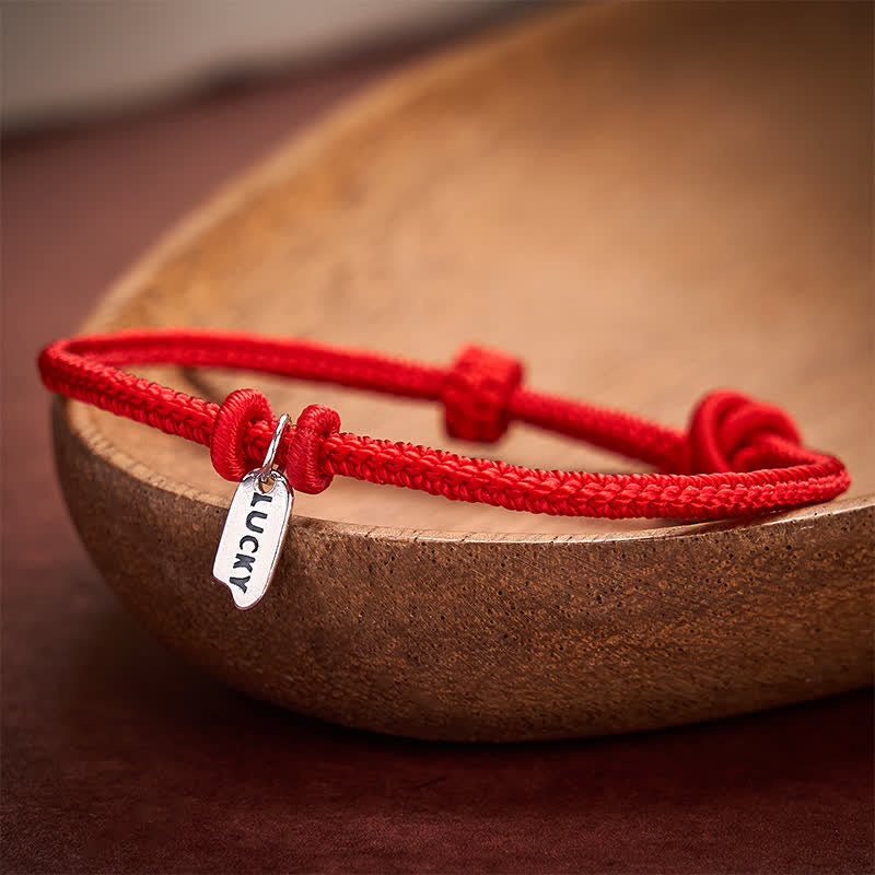 Buddha Stones 手作りの赤紐で編まれた幸運のお守り付き調節可能なブレスレット - image 7