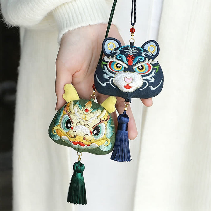 Buddha Stones 中国の十二支刺繍入り龍虎タッセル幸運かわいい動物装飾 - image 0