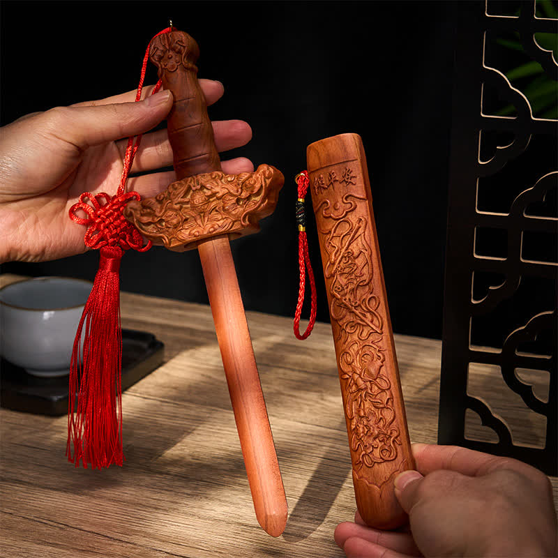 Buddha Stones 手彫りの桃材製龍剣儀式装飾品 - image 2