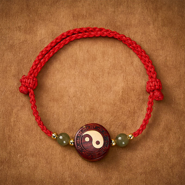 Buddha Stones 紫色の白檀と翡翠のYinYangバランス模様の赤紐のブレスレット - YinYang（バランス♥ハーモニー） - image 0