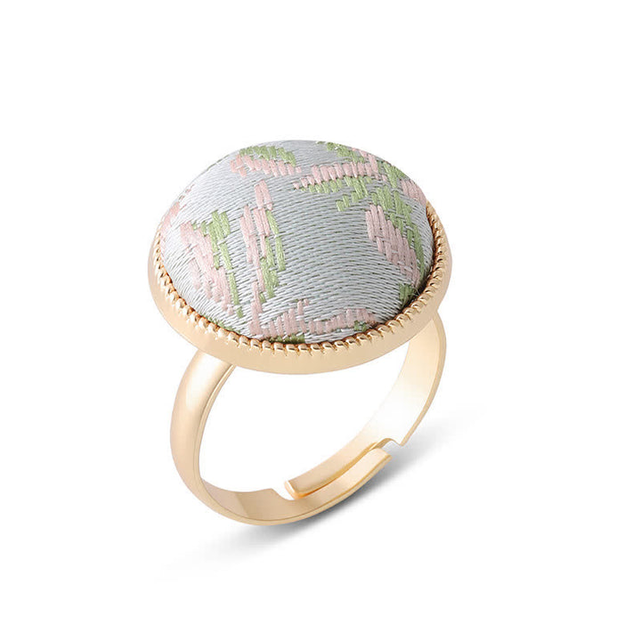 Buddha Stones 宋錦刺繍ラウンドエレガンスリング - ホワイト（同系色調 - 柄は異なる場合があります） - image 19