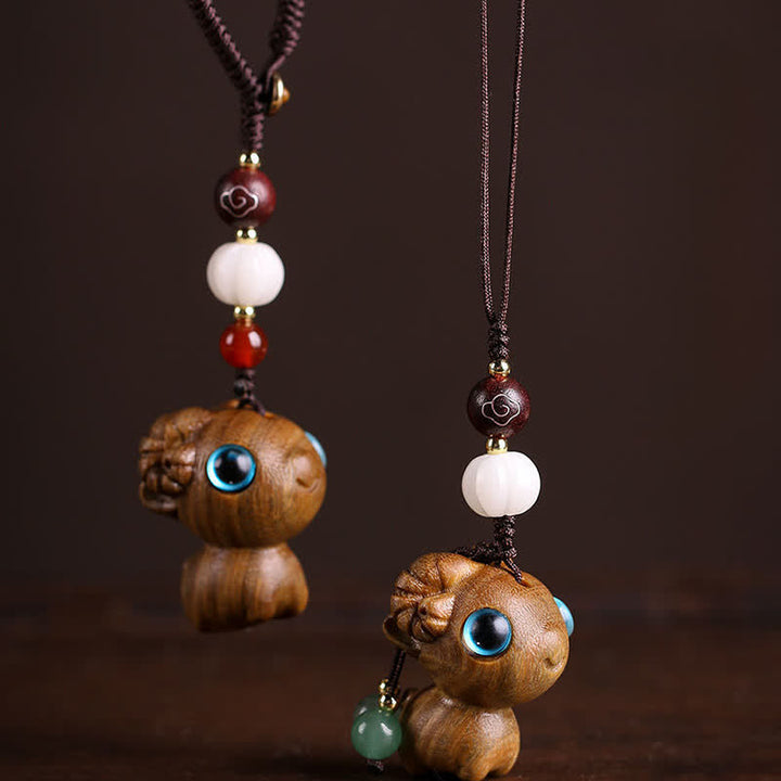 Buddha Stones 緑白檀製、羊の幸運をモチーフにした手彫りキーホルダー - image 7