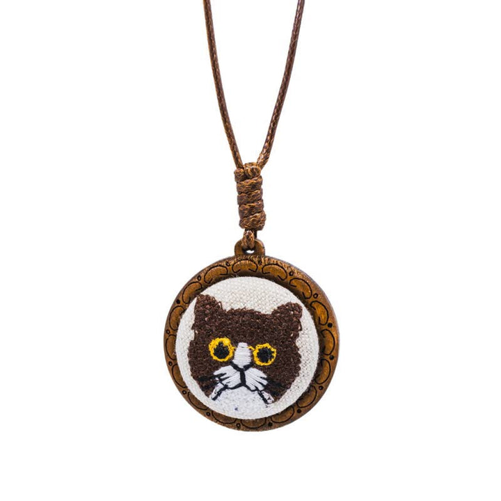 Buddha Stones 木製猫の幸運刺繍入り丸型ペンダントネックレス - アビシニア語 - image 10