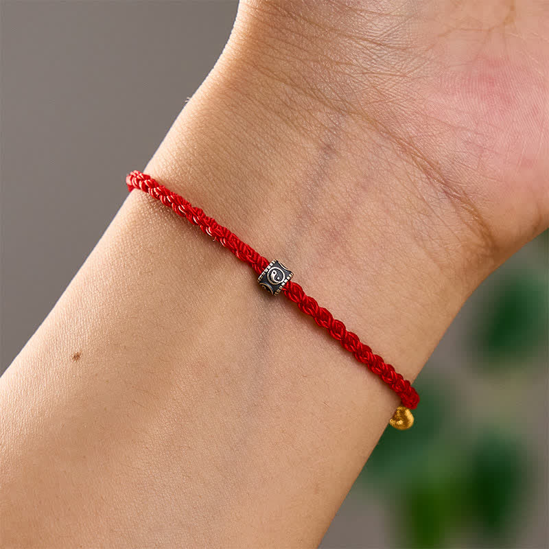 Buddha Stones 黒と赤紐れた陰陽の守護を象徴する手織りのミニマリストブレスレット - image 4
