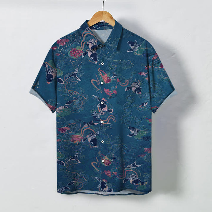 Buddha Stones 鯉と波と雲の模様のボタン付き通気性メンズ半袖シャツ - スチールブルー - US/UK/AU48、 EU58 (4XL) - image 5