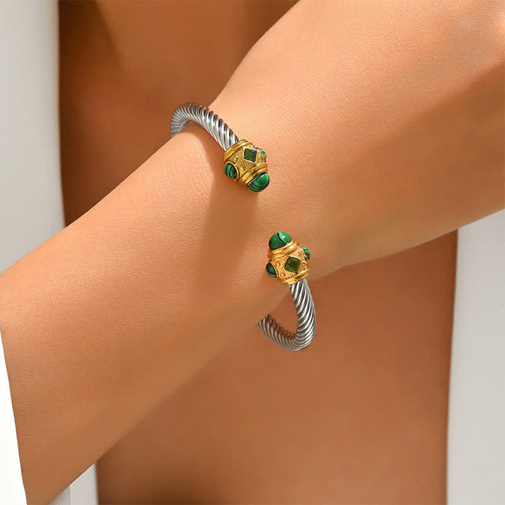 Buddha Stones ステンレススチール製スパイラルエナジーツートーンカフブレスレット - image 2