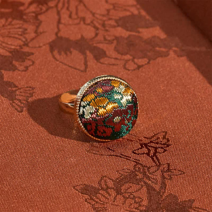 Buddha Stones 宋錦刺繍ラウンドエレガンスリング - ダークグリーン（同系色調 - 柄は異なる場合があります） - image 0