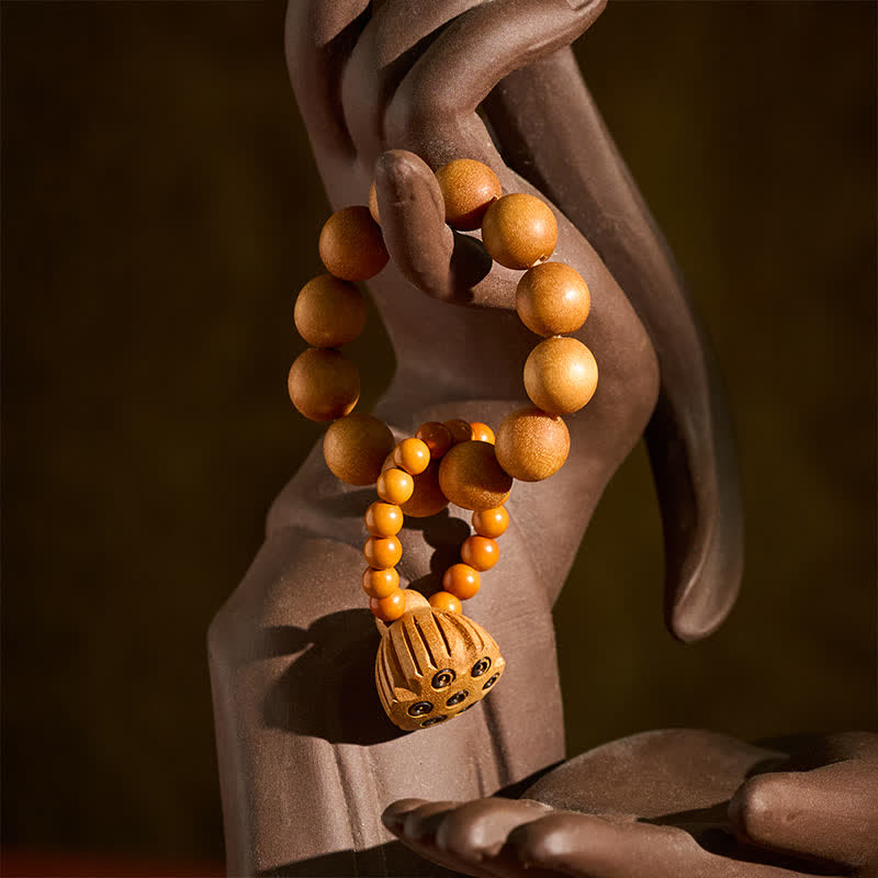 Buddha Stones 緑白檀の蓮の実をモチーフにした、手磨き仕上げの触覚瞑想ビーズ装飾品 - image 9
