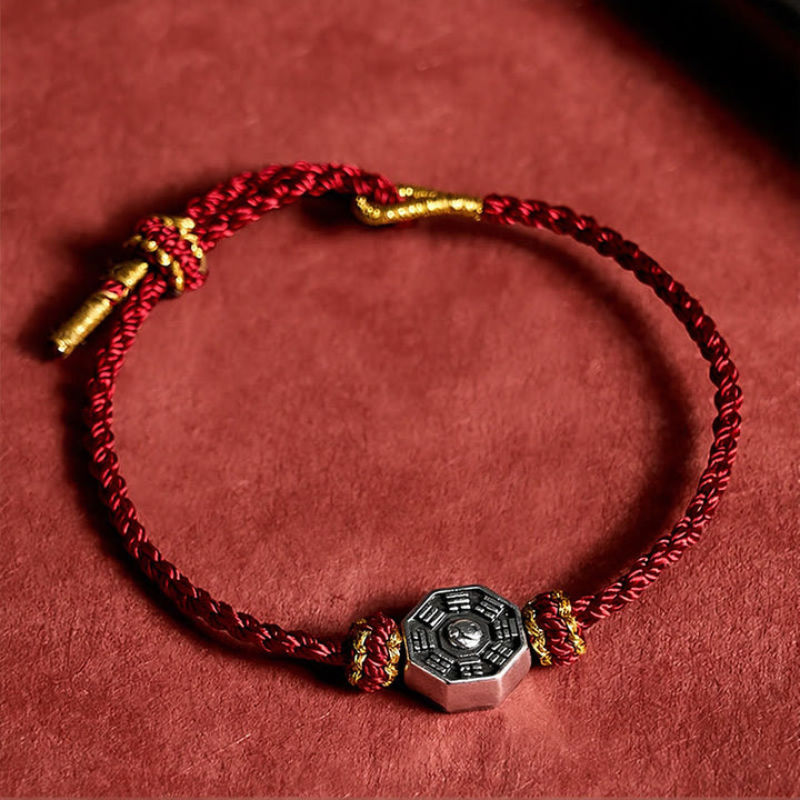 Buddha Stones 手織りの赤紐で作られた八卦護符付き調節可能ブレスレット - image 2
