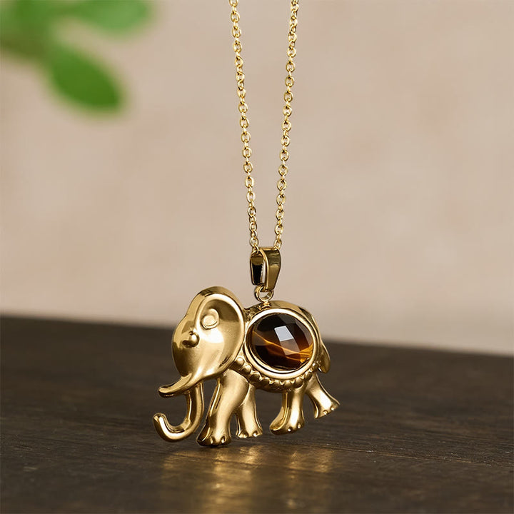 Buddha Stones 金メッキのタイガーアイ象保護ネックレス - image 4
